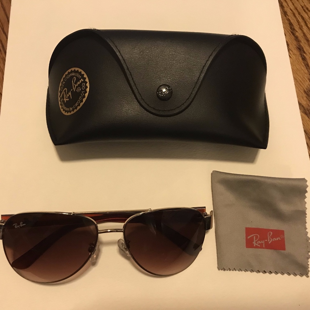 Ray-Ban Aviator Sunglasses